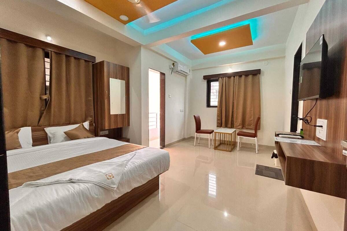 Luxury Tek Kişilik Oda, Balkon | Ücretsiz kablosuz İnternet 