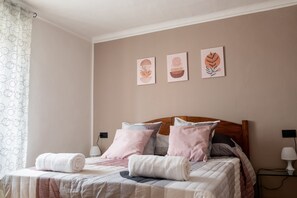 Family Quadruple Room | Free WiFi - Agriturismo Ca' del Clat (Bagnolo Piemonte)