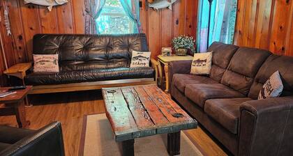 Historic 2 Bed Cabin w/ pool access - Fish Cabin Share Save
