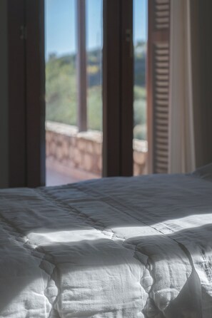 Superior Villa, Sea View | 3 bedrooms, in-room safe, iron/ironing board, free WiFi - Amara Haven (Aigialeia)