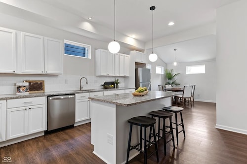 Townhome in Indianapolis - 7 minutes from downtown Indy 