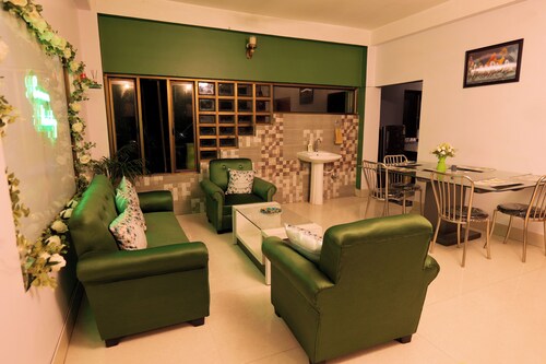 Serenova Homestay - Your Oasis in the Heart of Kharguli