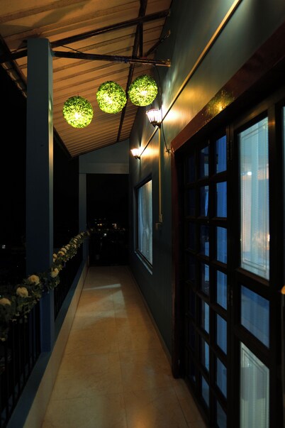 Serenova Homestay - Your Oasis in the Heart of Kharguli