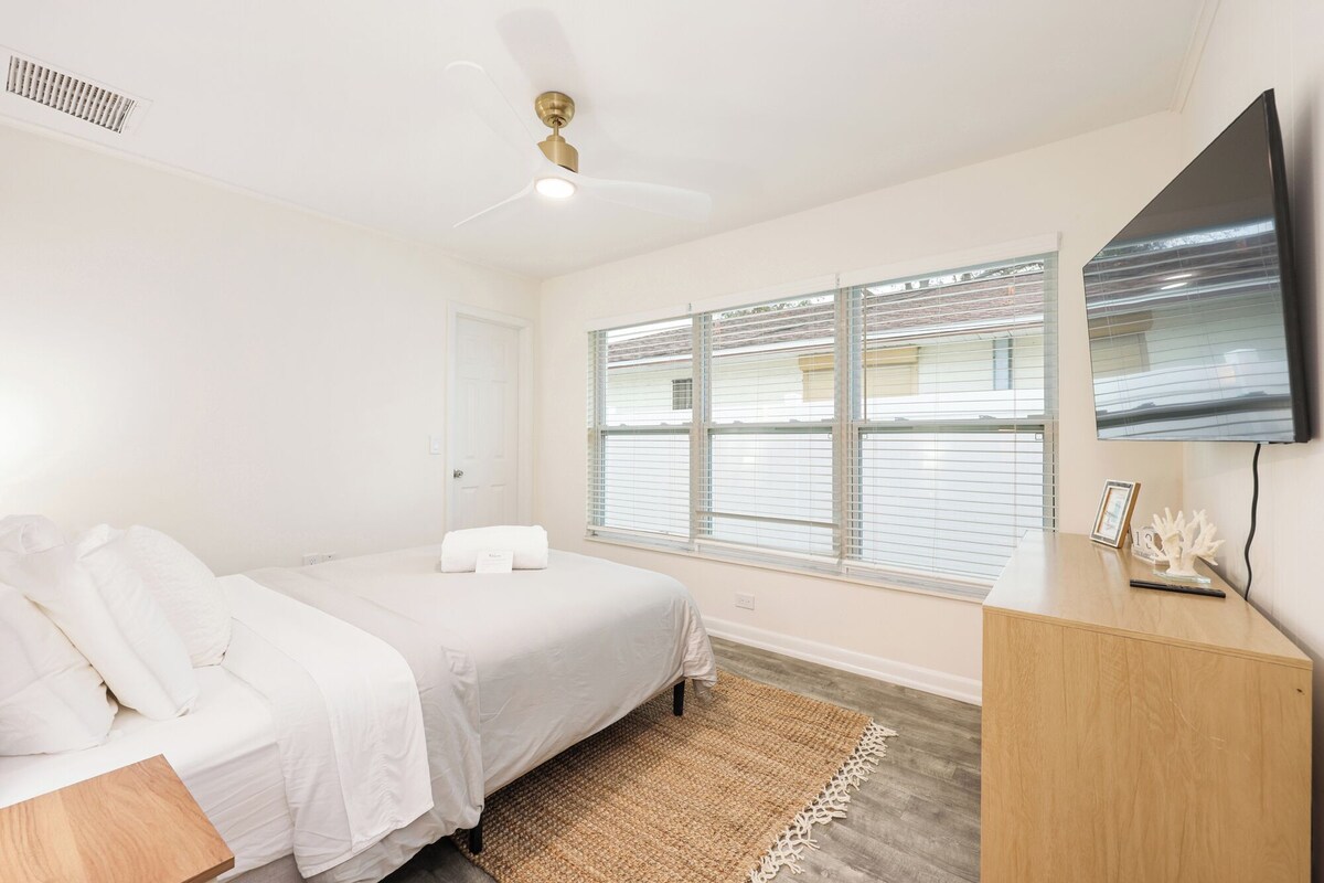 Photo 22 of Casa Bella in Heart of Naples, Playground, All-New Interior, Beautiful & Bright