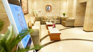 บริเวณประตูทางเข้า