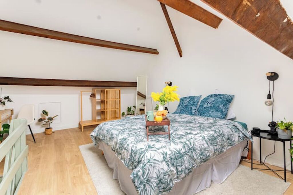 1 soverom, strykejern/-brett, wi-fi og sengetøy