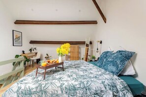 1 chambre, fer et planche à repasser, Wi-Fi, draps fournis