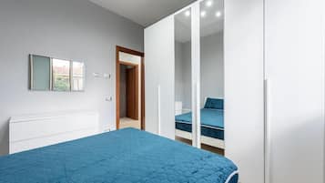 4 chambres, fer et planche Ă  repasser, Wi-Fi, draps fournis
