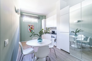 Dining - Pirandello 4 - Studio Apartment, Sleeps 4 (Milano)