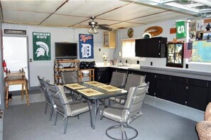 Dining - Your outdoor activity dream home (Prudenville)