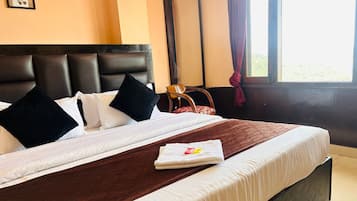 Double Room, Mountain View | Wi-fi percuma, cadar katil
