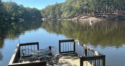 Serenity at Little River Canyon with Private Lake and Dock