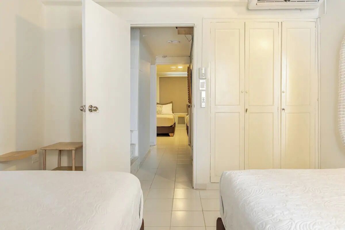 3 bedrooms, desk, iron/ironing board, WiFi