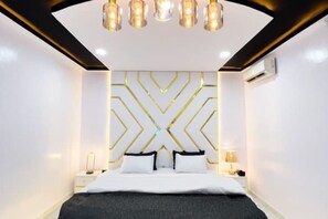 3 bedrooms, iron/ironing board, WiFi, bed sheets - Exquisite 3Bed in GRA Ikeja
(Ikeja)