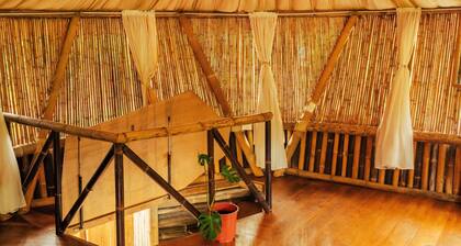 Bambuk Bio Chalet Uvita beach front