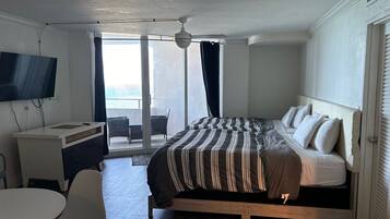 1 habitación, wifi y ropa de cama