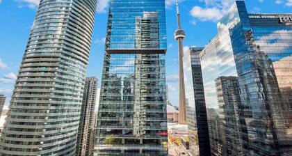 Beautiful and Stylish 1 BR Condo in DT Toronto