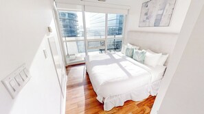 2 bedrooms, desk, iron/ironing board, free WiFi