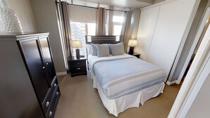 1 多间卧室、办公桌、熨斗/熨衣板、免费 WiFi
