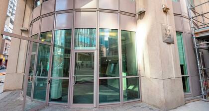 Cozy 1-BR Condo in DT Toronto