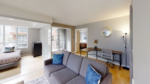 3 slaapkamers, een bureau, een strijkplank/strijkijzer, gratis wifi