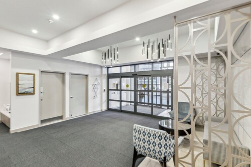 Modern Studio Condo DT Toronto