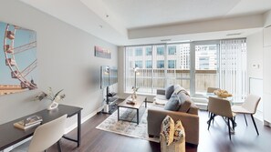 Living area - Modern Central 1-BR Condo in DT Toronto (Toronto)