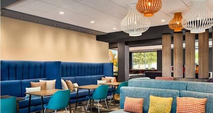 Tru By Hilton Stockbridge