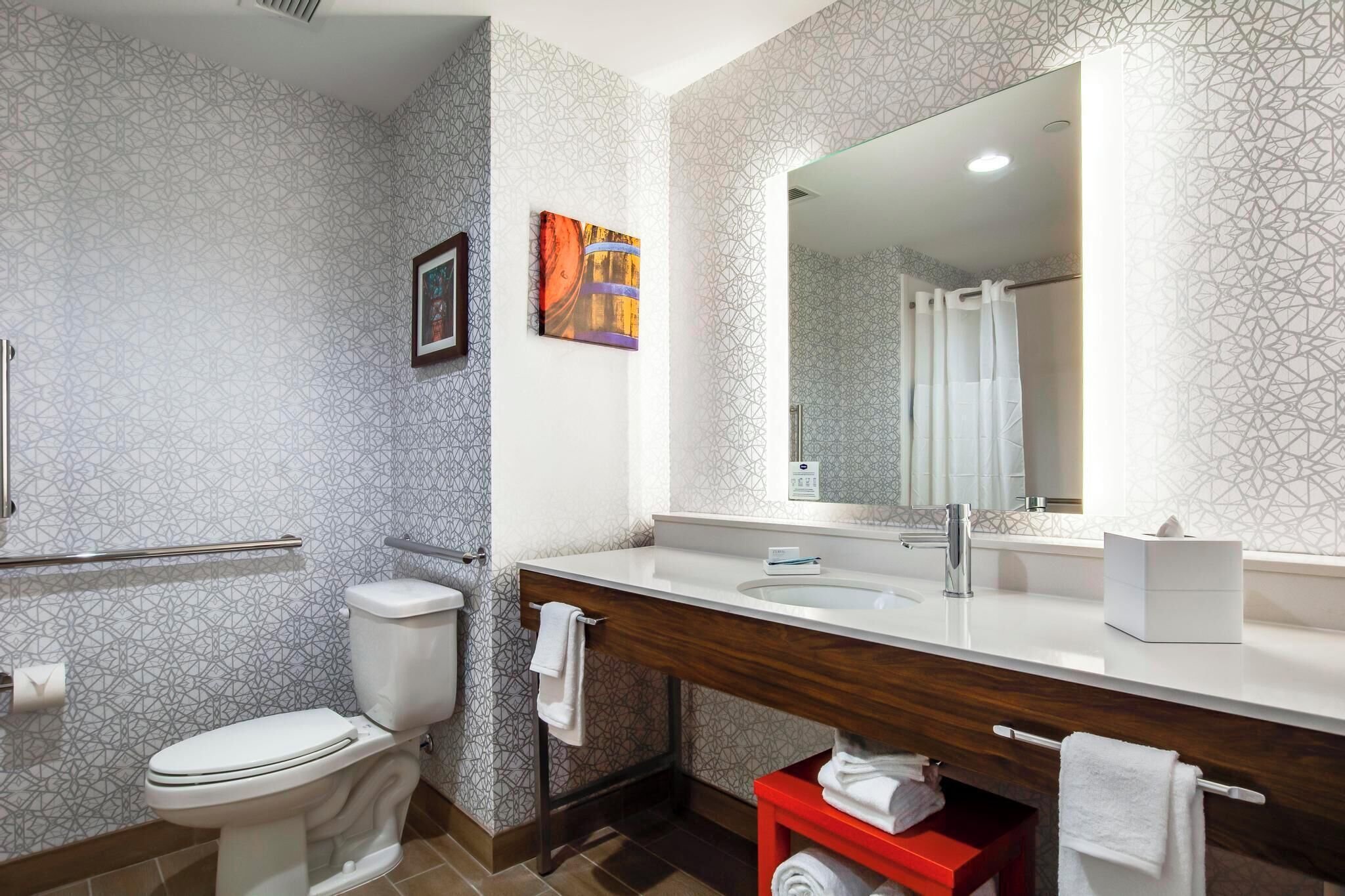 Photo - Hampton Inn & Suites By Hilton Louisville East Oxmoor