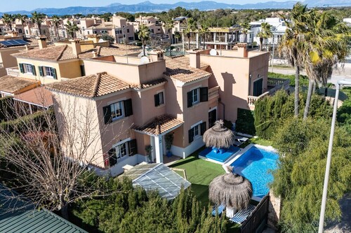 Villa Paulina golf lujo