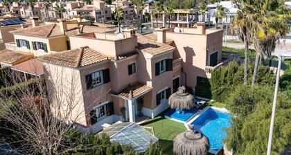 Villa Paulina golf lujo