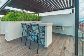 Exterior - 2 BR Condo Rooftop Gym & Pool - Veronica (Playa del Carmen)