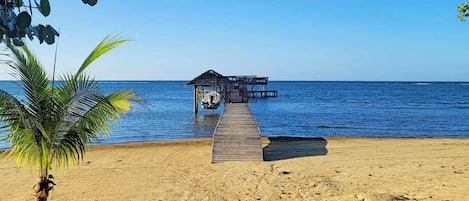 Liegestühle, Strandtücher
