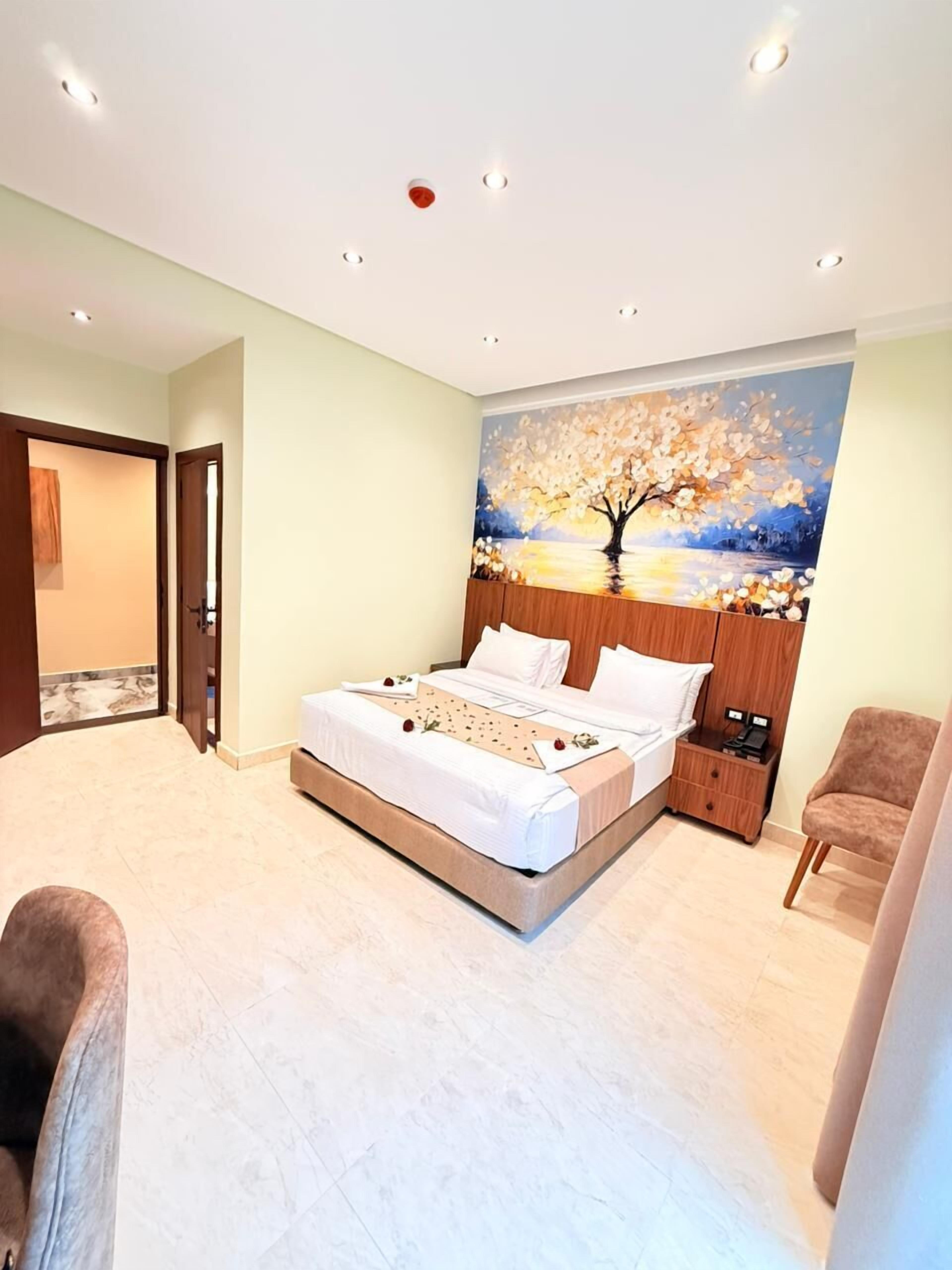 Habitació doble Deluxe | Roba de llit hipoal·lergògena i matalassos d'escuma viscoelàstica 