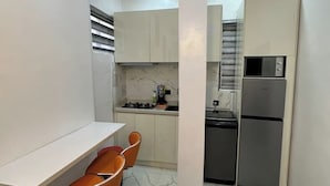 廚房用具/餐具/器皿