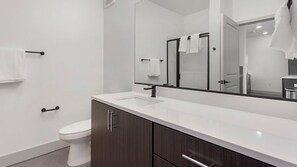 Bathroom - Landing Apartments near Virginia Union University (Richmond)