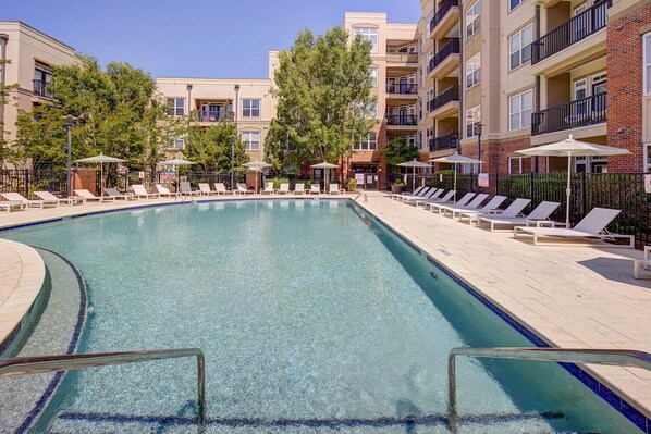 Alberca al aire libre por temporada 