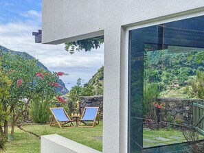 1 bedroom - Magical Mountain Retreat - Zembica by Atlantic Holiday (São Vicente)