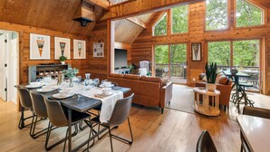 Unclassified image, 5 of 34, button - Serenity Cabin-Woodland Retreat (Wintergreen Resort)