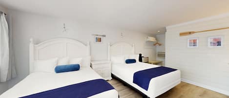 1 bedroom, bed sheets
