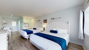 1 bedroom, bed sheets