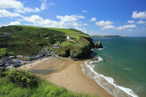 Castle Rock, Llangrannog