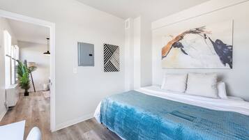 Apartamento superior | 2 quartos, roupas de cama premium, ferros/tábuas de passar roupa