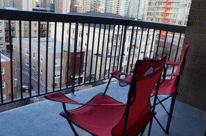 Appartement Familial, 2 chambres, balcon, vue ville | Terrasse/Patio