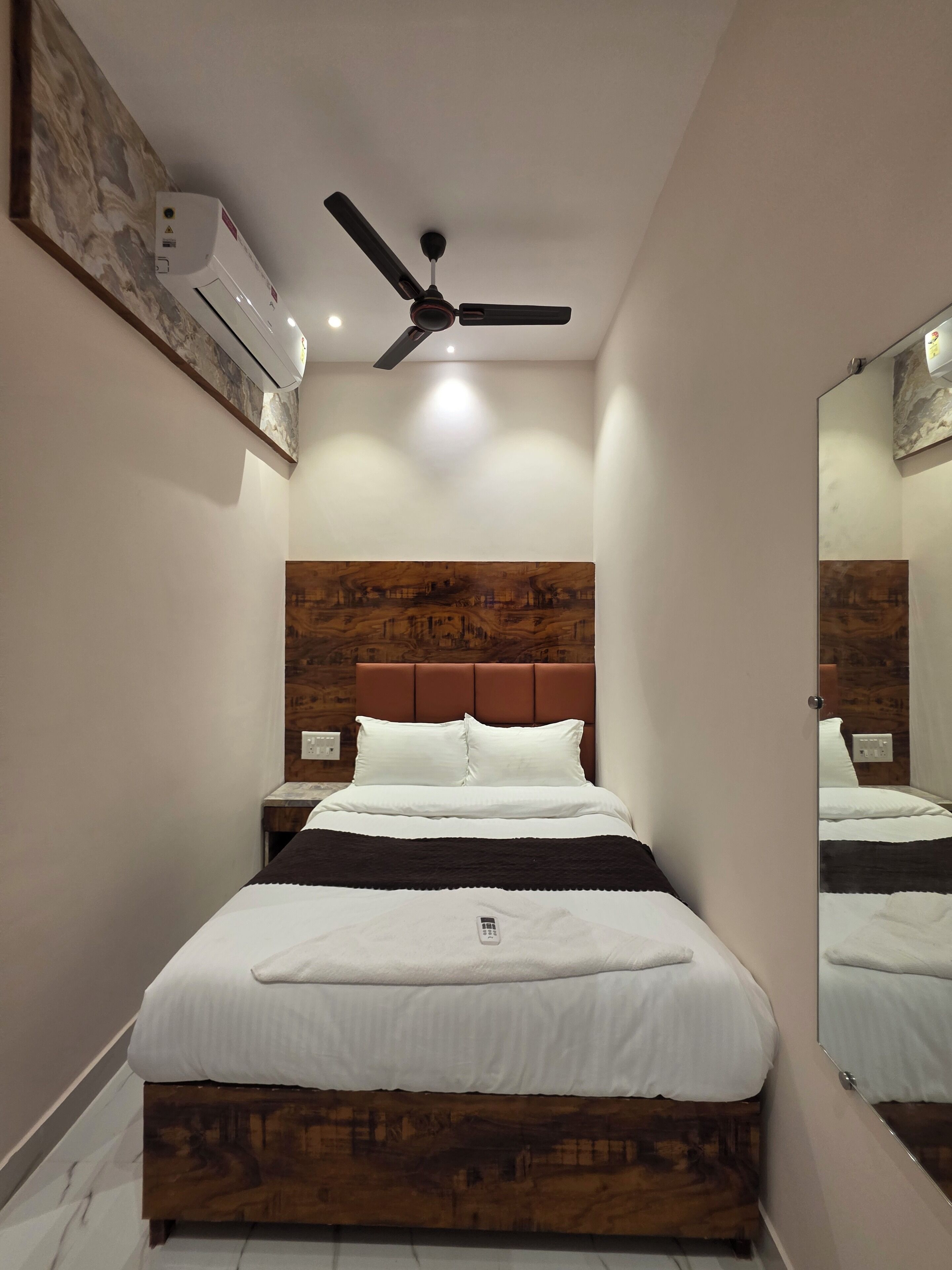 Photo - Hotel Powai Palace