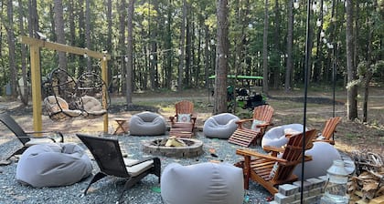 Mystic Woods, Ultimate Glamping 3 Tents, Sauna, 2 hot tub, & 3 firepits