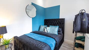 1 chambre, fer et planche Ă repasser, Wi-Fi gratuit, draps fournis