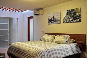 4 chambres, fer et planche à repasser, Wi-Fi gratuit