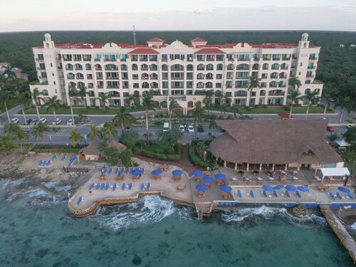 403 Landmark Resort Cozumel luxury beachfront condo, oceanview, snorkel paradise