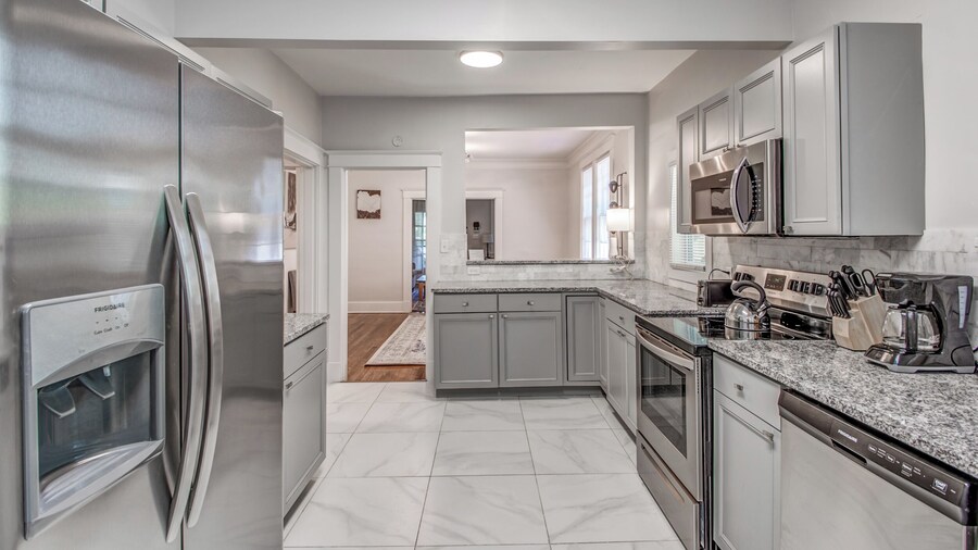 The Rolling Stone Near Downtown